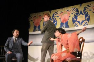 Mehr über den Artikel erfahren White Horse Theatre begeistert mit „Pygmalion“